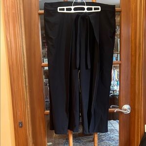 Eileen Fisher Black Cropped Pants with Tie Waist